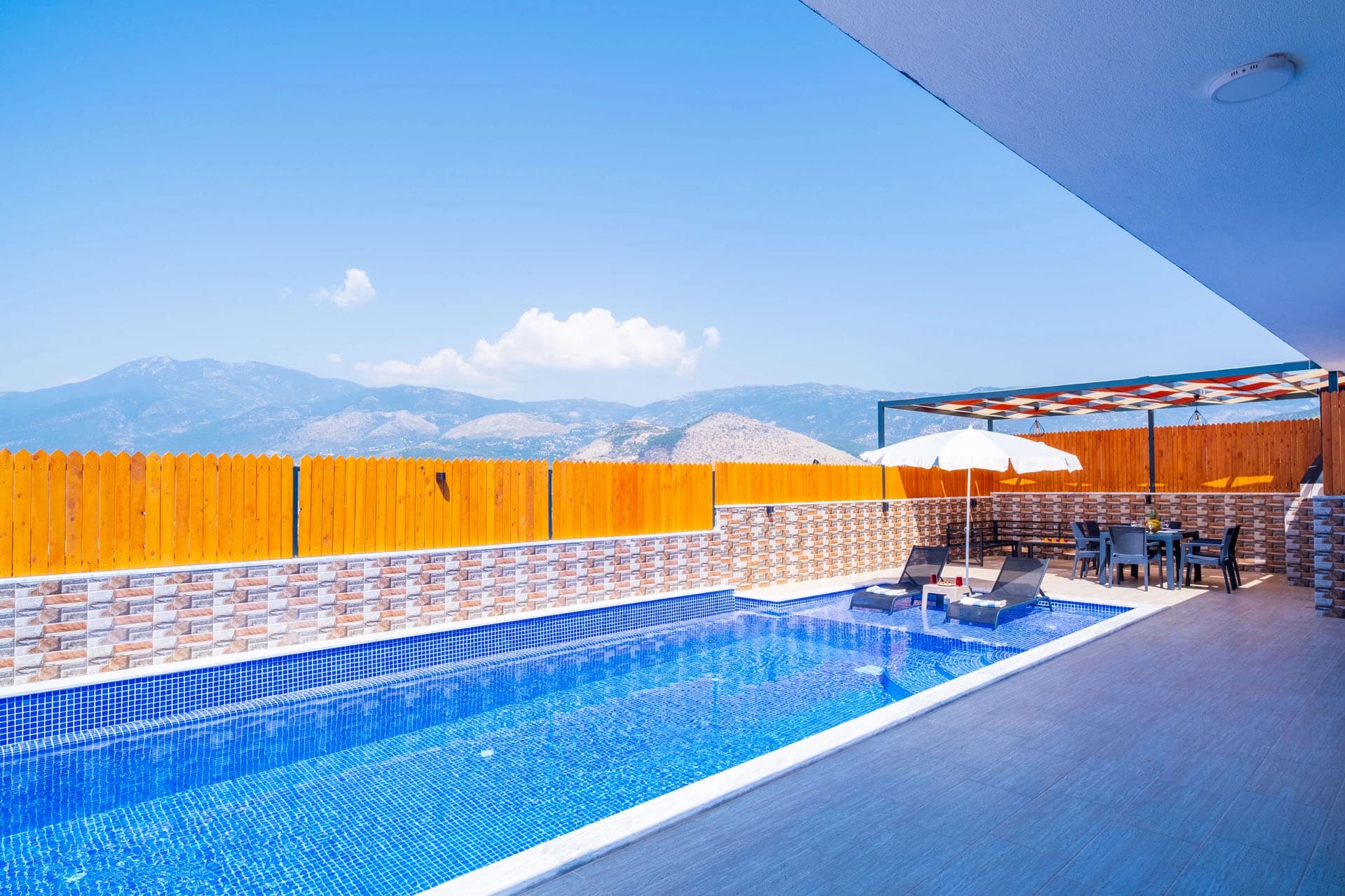 Villa Ateş Yeşilköy Korunaklı Havuz 50