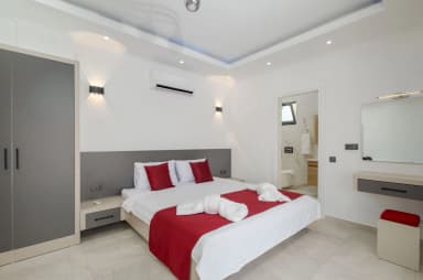 Villa Ateş Yeşilköy Korunaklı Havuz 86