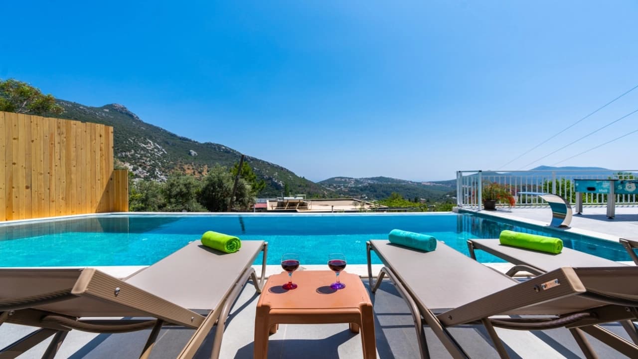 Villa Bu Yaz Korunaklı Havuz 99