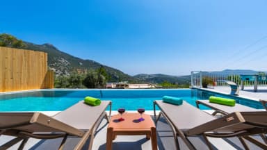 Villa Bu Yaz Korunaklı Havuz 99