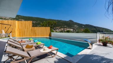 Villa Bu Yaz Korunaklı Havuz 23
