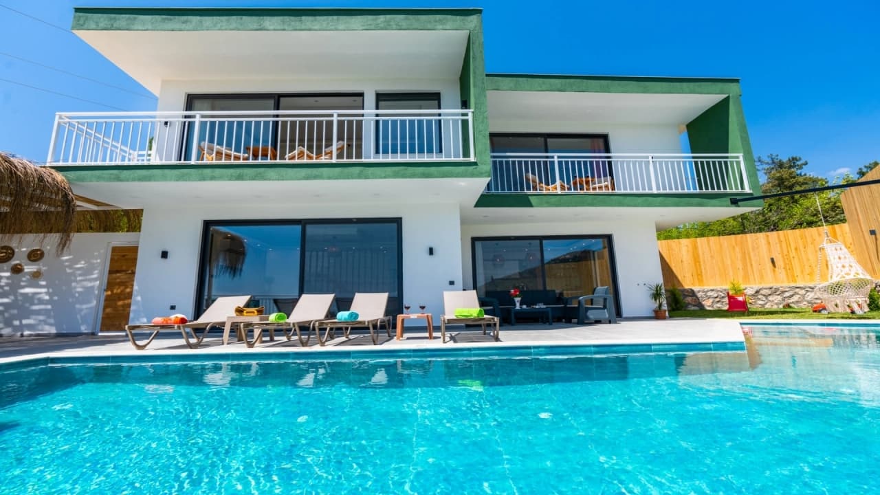 Villa Bu Yaz Korunaklı Havuz 29