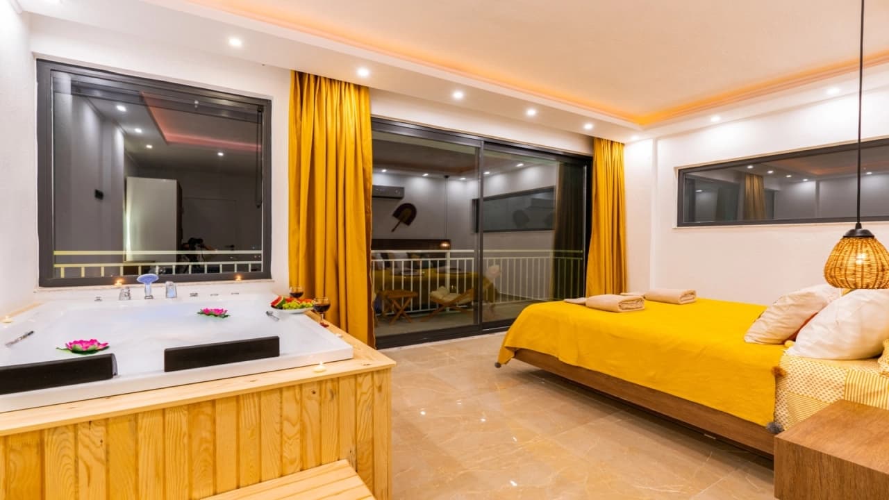 Villa Bu Yaz Korunaklı Havuz 47