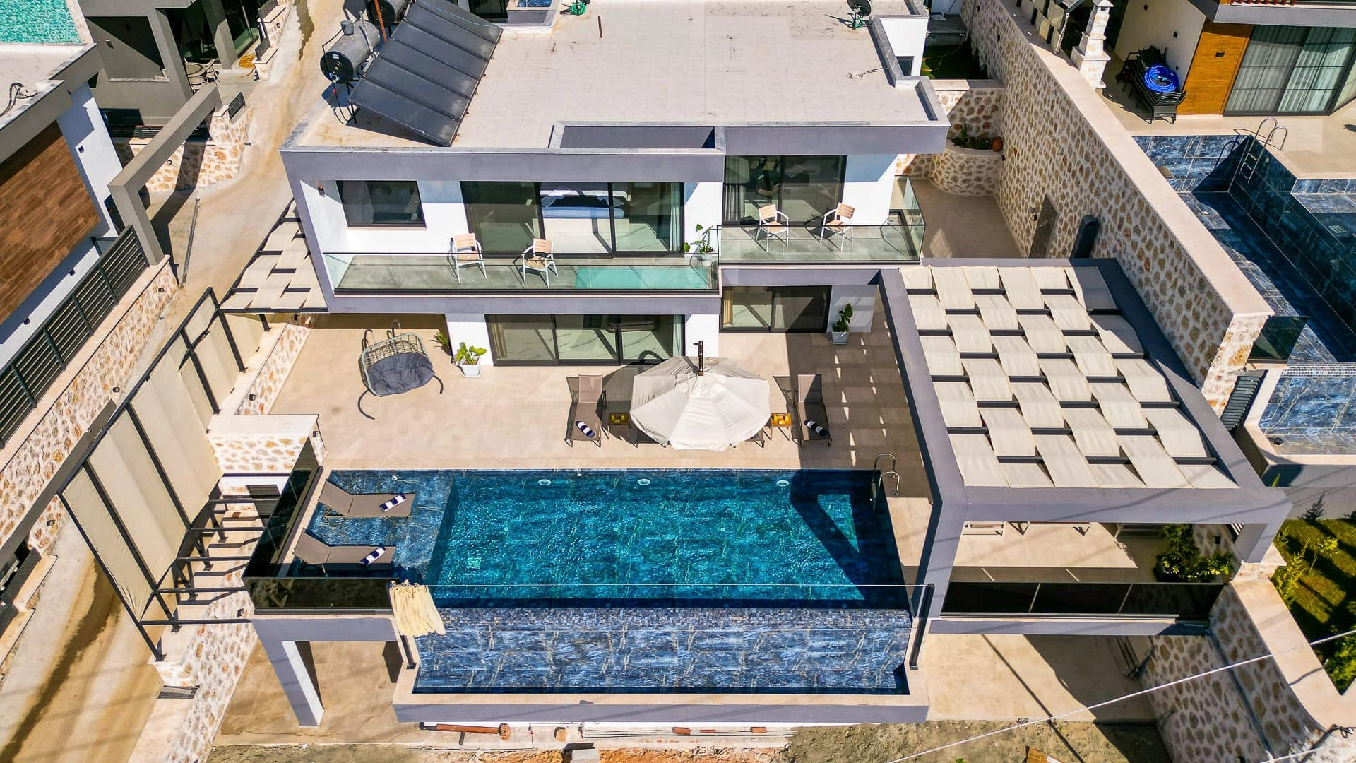 Villa Çiğdem Korunaklı Havuz 93