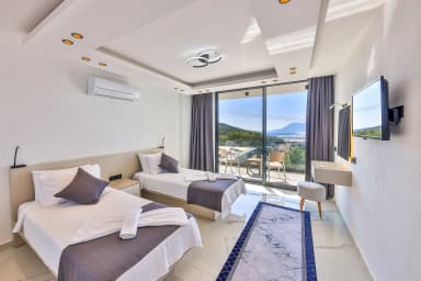 Villa Çiğdem Korunaklı Havuz 73