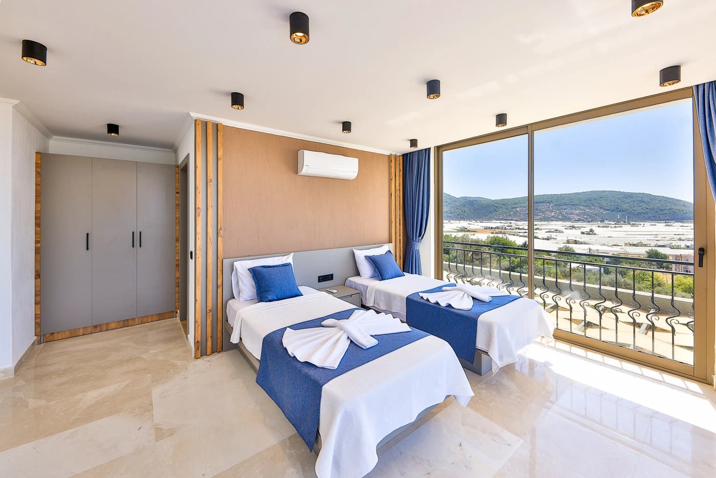 Villa Etoo Korunaklı Havuz 51