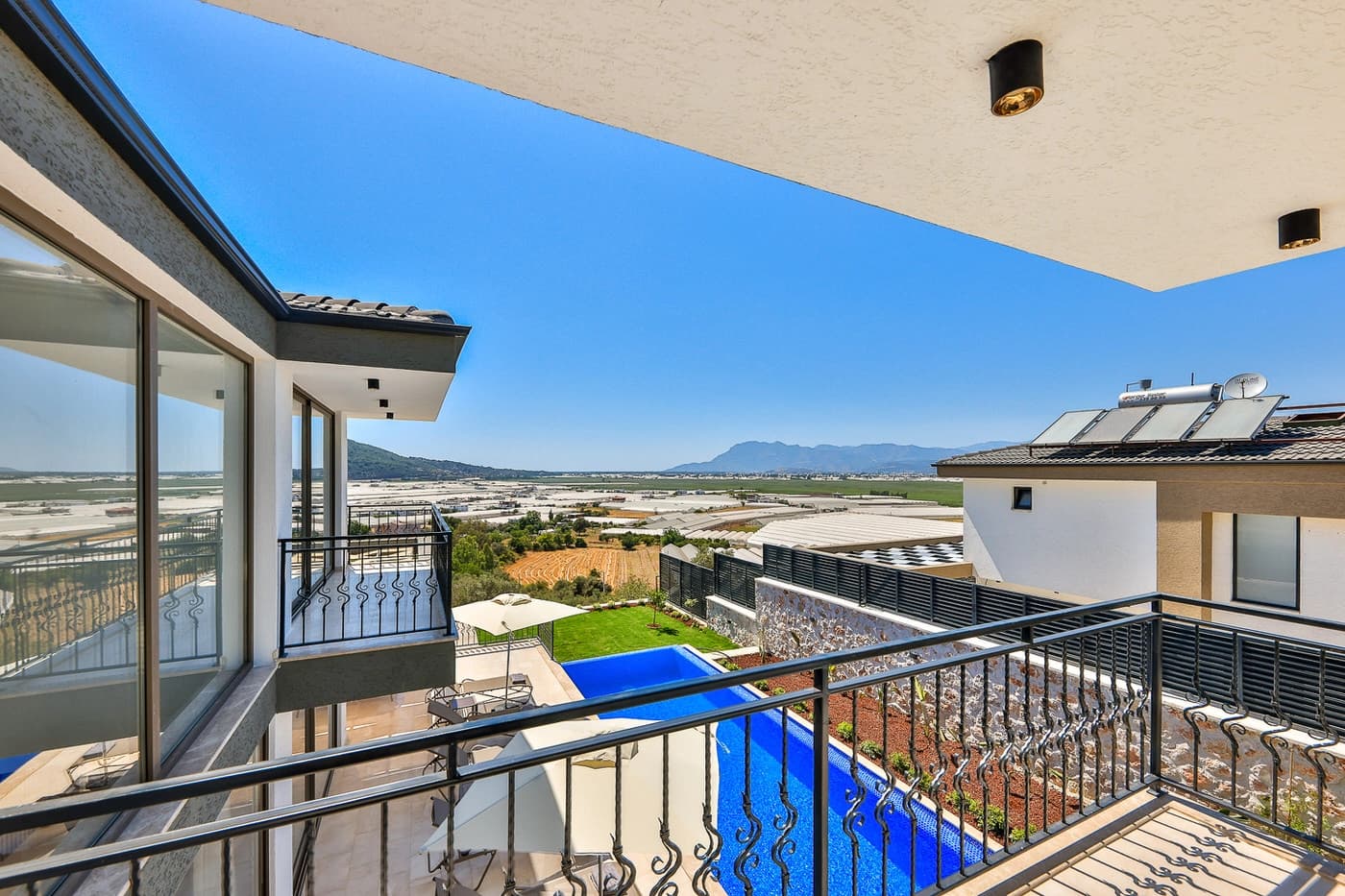 Villa Etoo Korunaklı Havuz 65