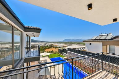 Villa Etoo Korunaklı Havuz 65