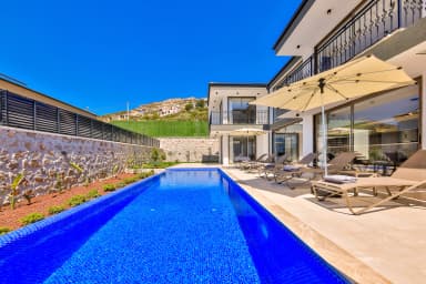 Villa Etoo Korunaklı Havuz 49