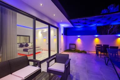 Villa Solin Korunaklı Havuz 98