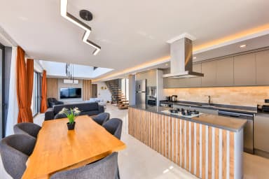 Villa Maranga Korunaklı Havuz 80