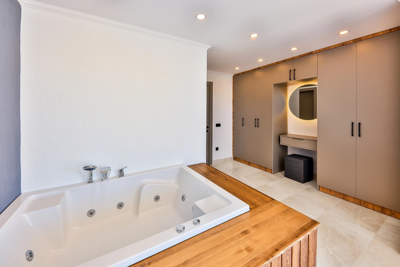 Villa Maranga Korunaklı Havuz 12