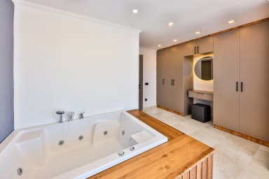 Villa Maranga Korunaklı Havuz 12