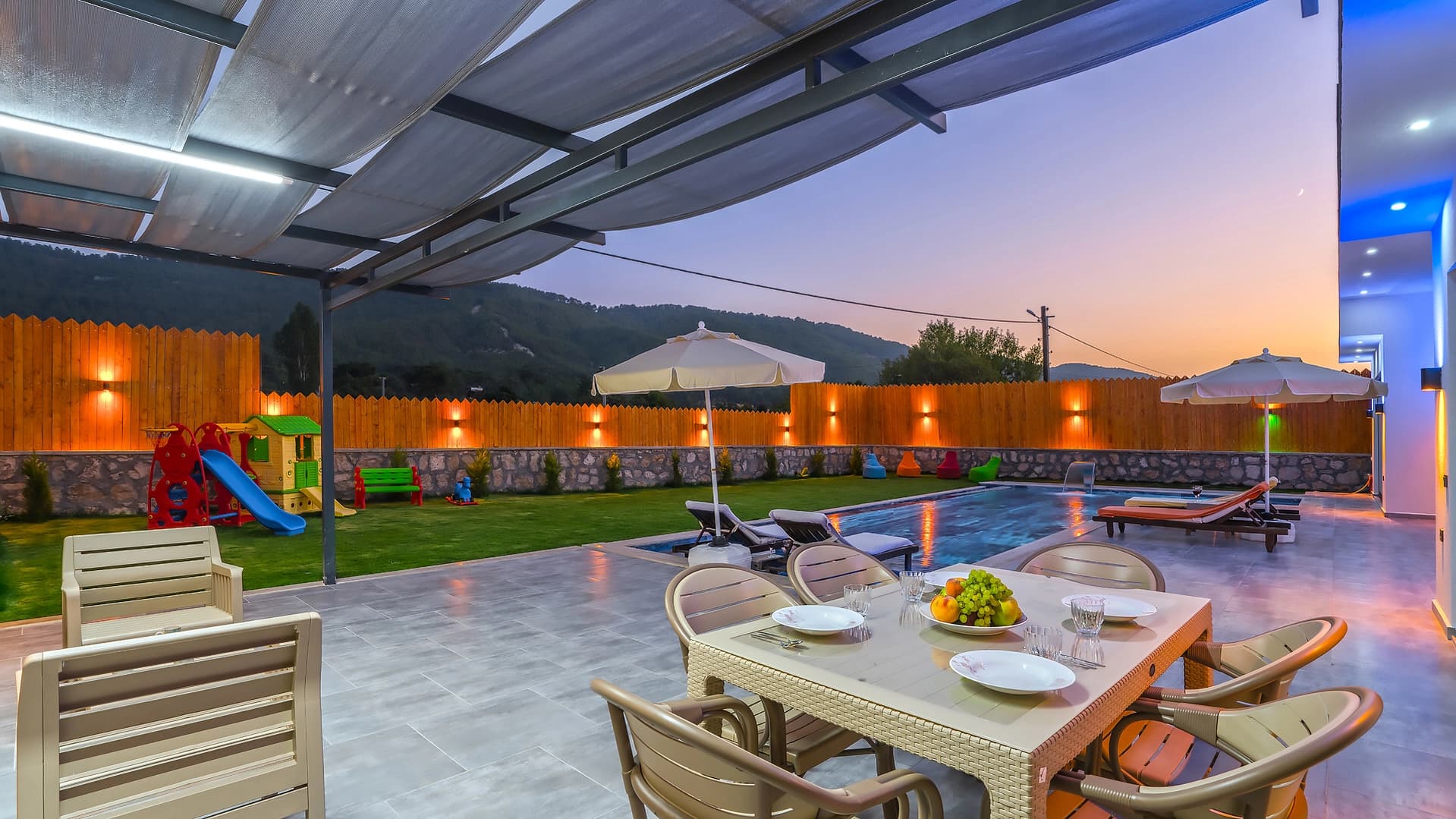 Villa Yalım Korunaklı Havuz 22