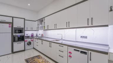 Villa Yalım Korunaklı Havuz 78