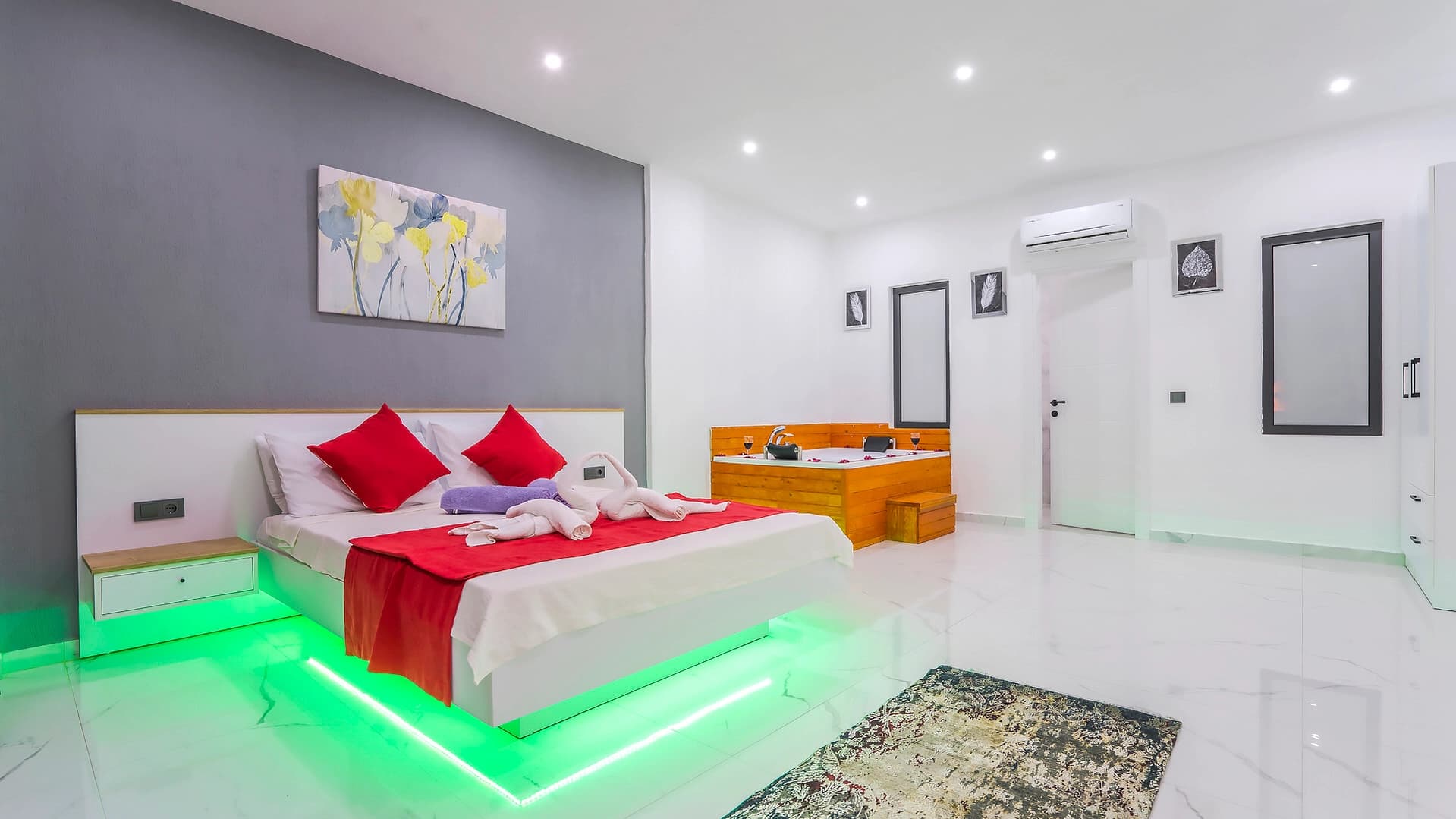 Villa Yalım Korunaklı Havuz 92