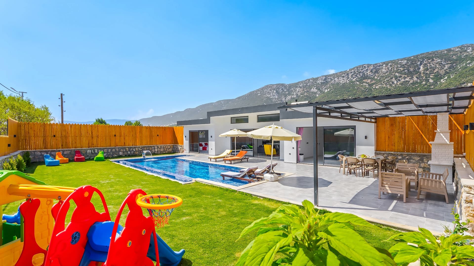 Villa Yalım Korunaklı Havuz 56