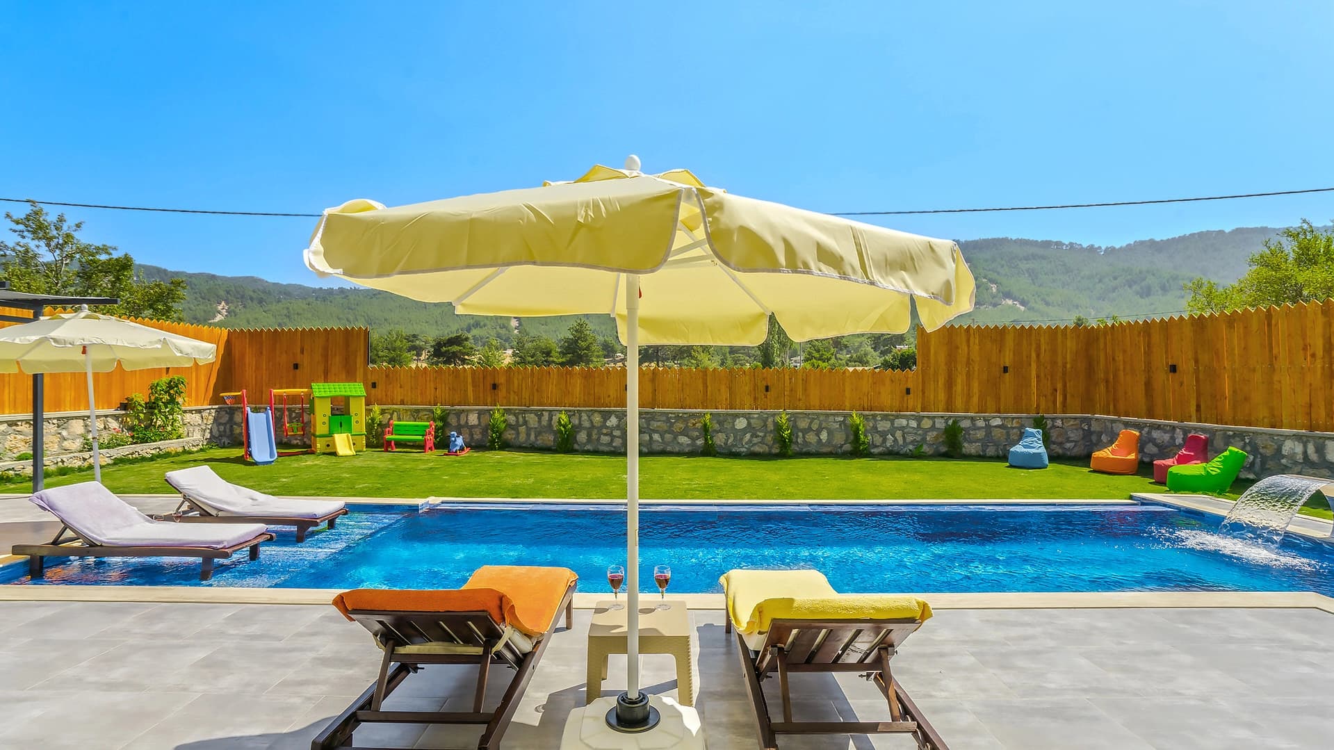 Villa Yalım Korunaklı Havuz 28