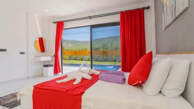 Villa Yalım Korunaklı Havuz 30