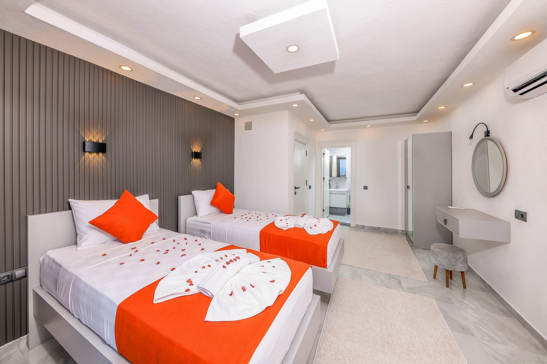 Villa Seyran Sısla Korunaklı Havuz 37