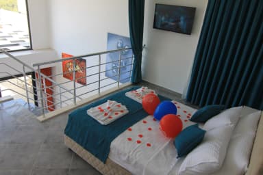 Villa Kocadağ Korunaklı Havuz 12