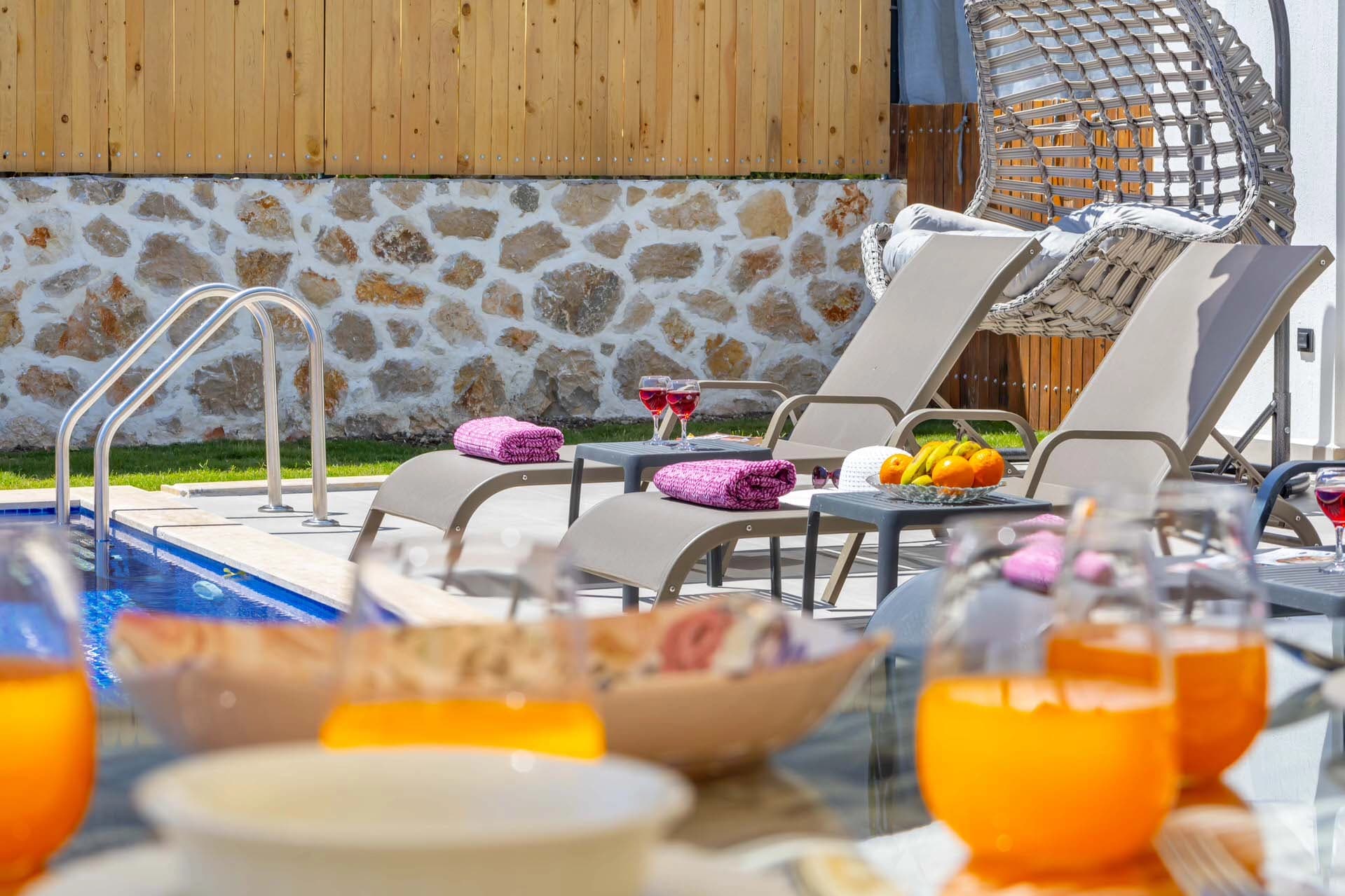 Villa Simge İslamlar Korunaklı Havuz 93