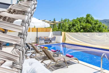 Villa Simge İslamlar Korunaklı Havuz 31