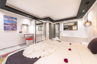 Villa Simge İslamlar Korunaklı Havuz 13