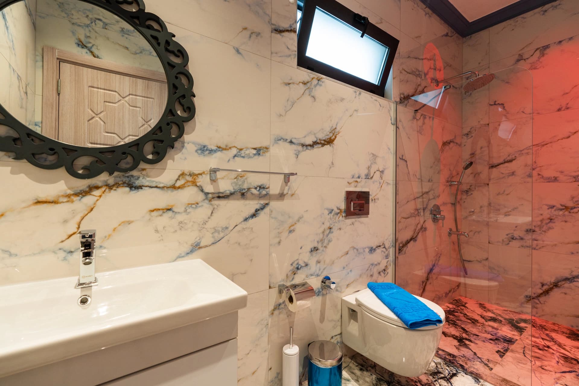 Villa Yaşam Korunaklı Havuz 38