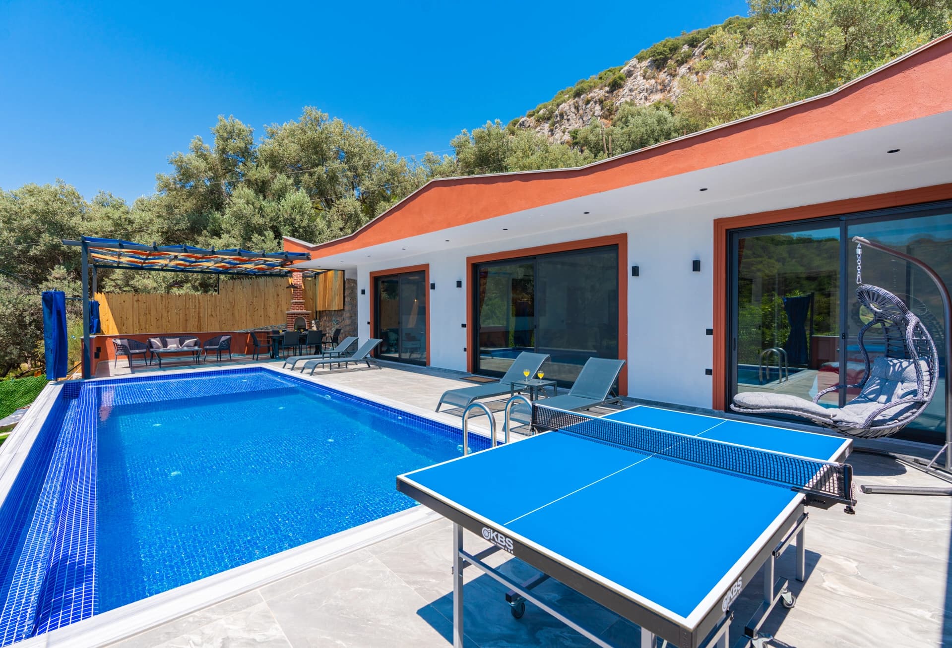 Villa Yaşam Korunaklı Havuz 92