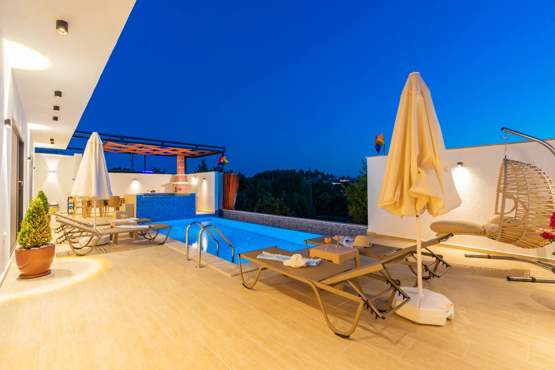 Villa Milid Üzümlü Çocuk Havuzu 43