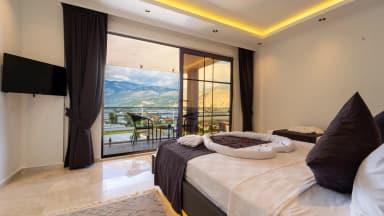 Villa Eser Korunaklı Havuz 29