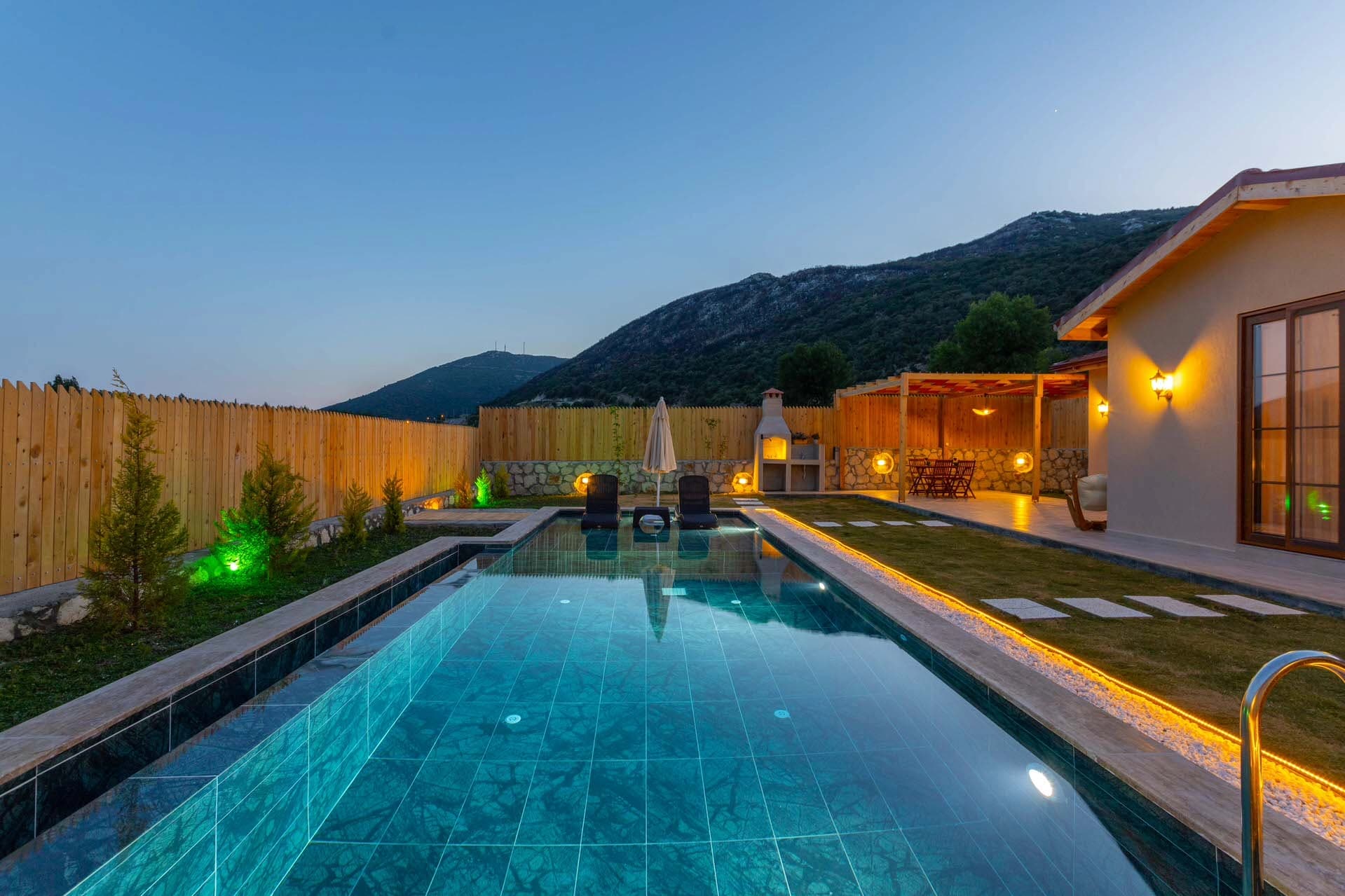 Villa Green Sarıbelen Korunaklı Havuz 54