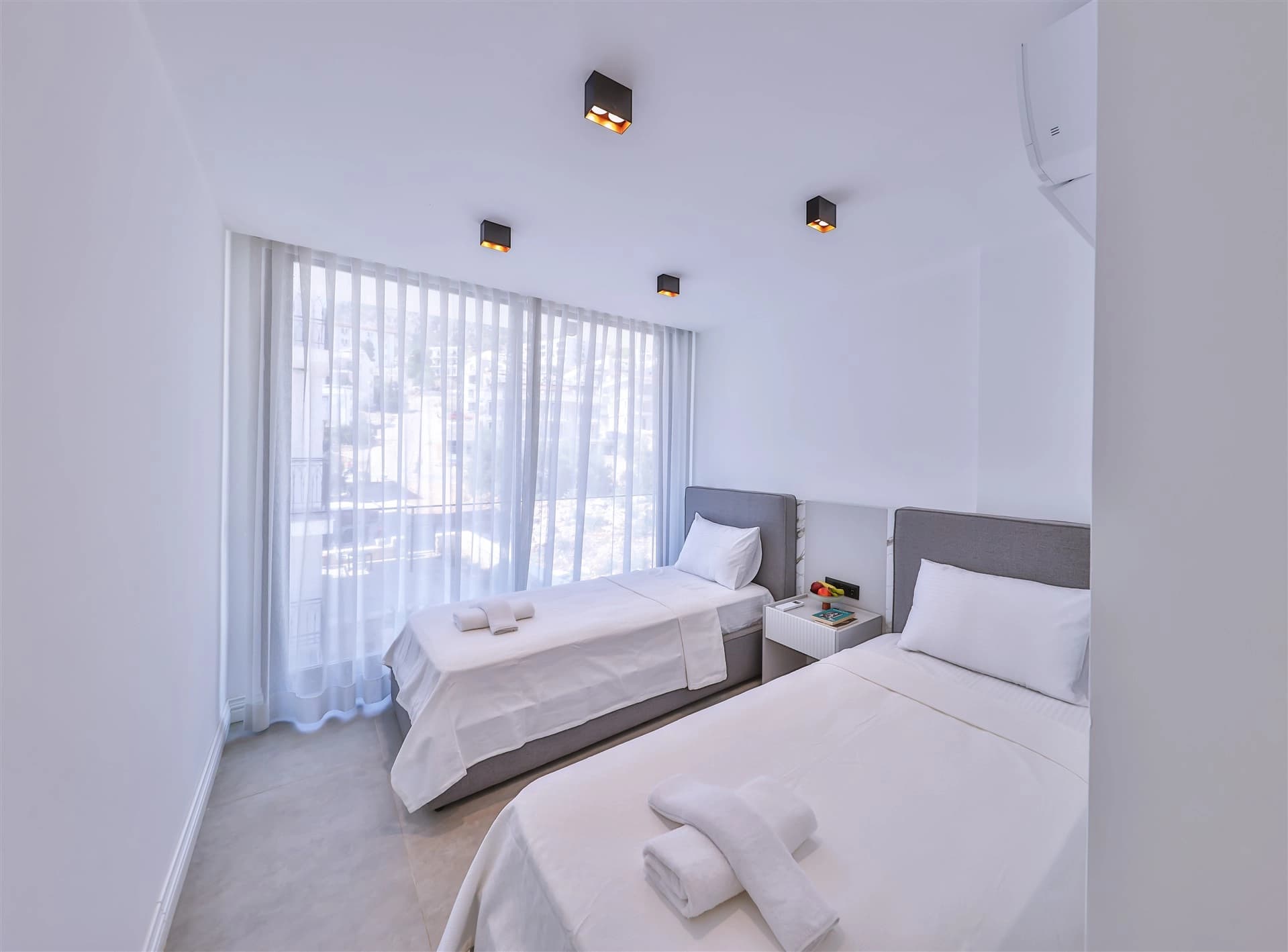 Villa Sky Line Korunaklı Havuz 13