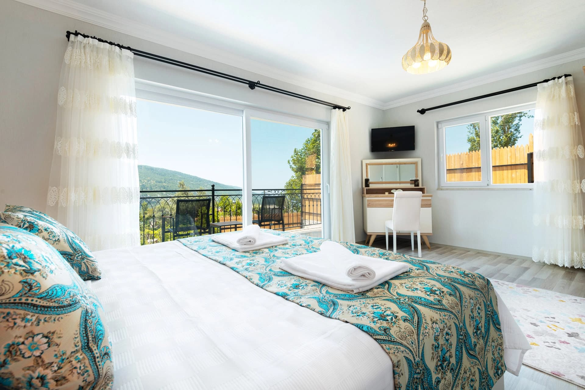 Villa Zeybek Evi Korunaklı Havuz 21