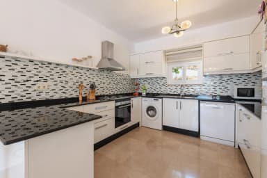 Villa Rudi Korunaklı Havuz 77