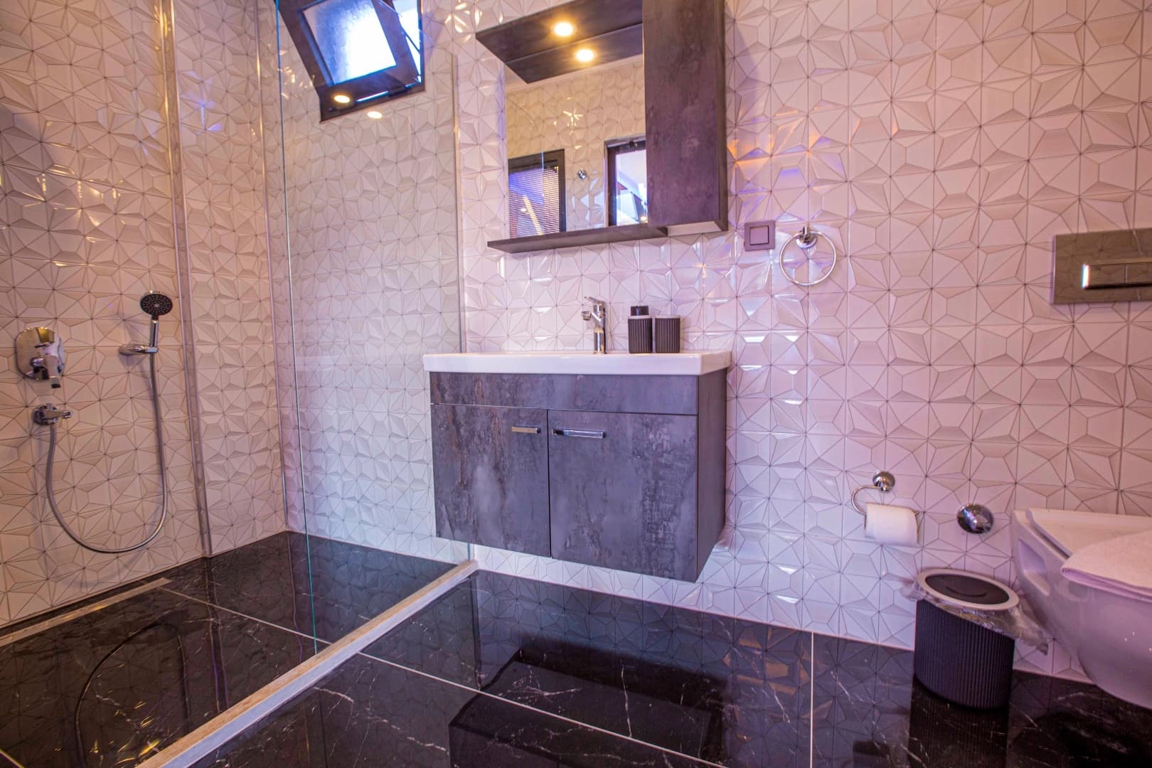 Villa Monica 2 Korunaklı Havuz 95