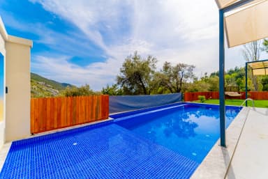 Villa Zens Korunaklı Havuz 41