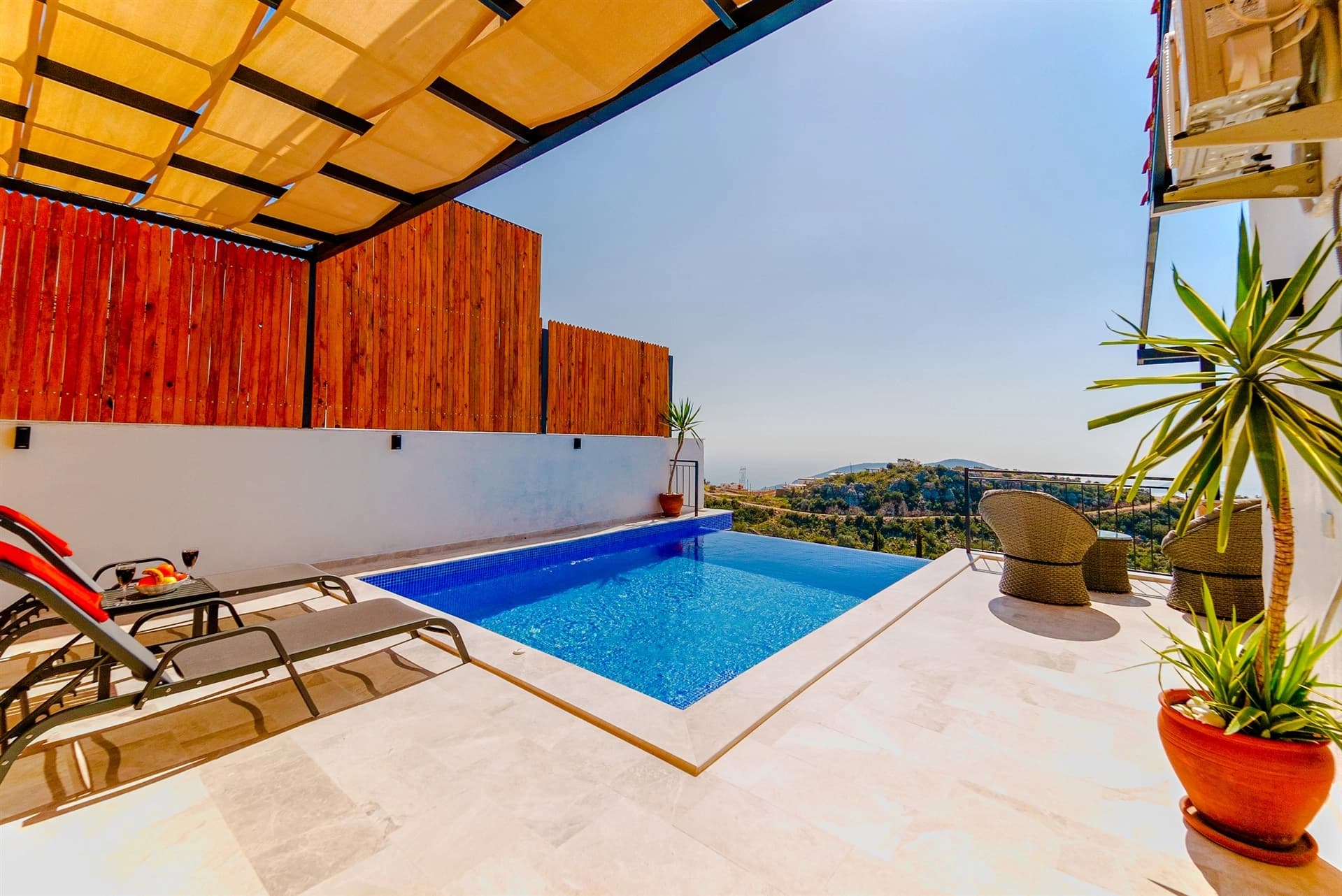 Villa Reis Korunaklı Havuz 27