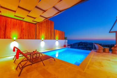 Villa Reis Korunaklı Havuz 83