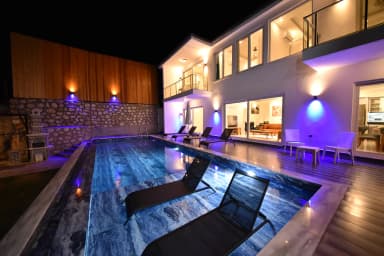 Villa Src Korunaklı Havuz 90