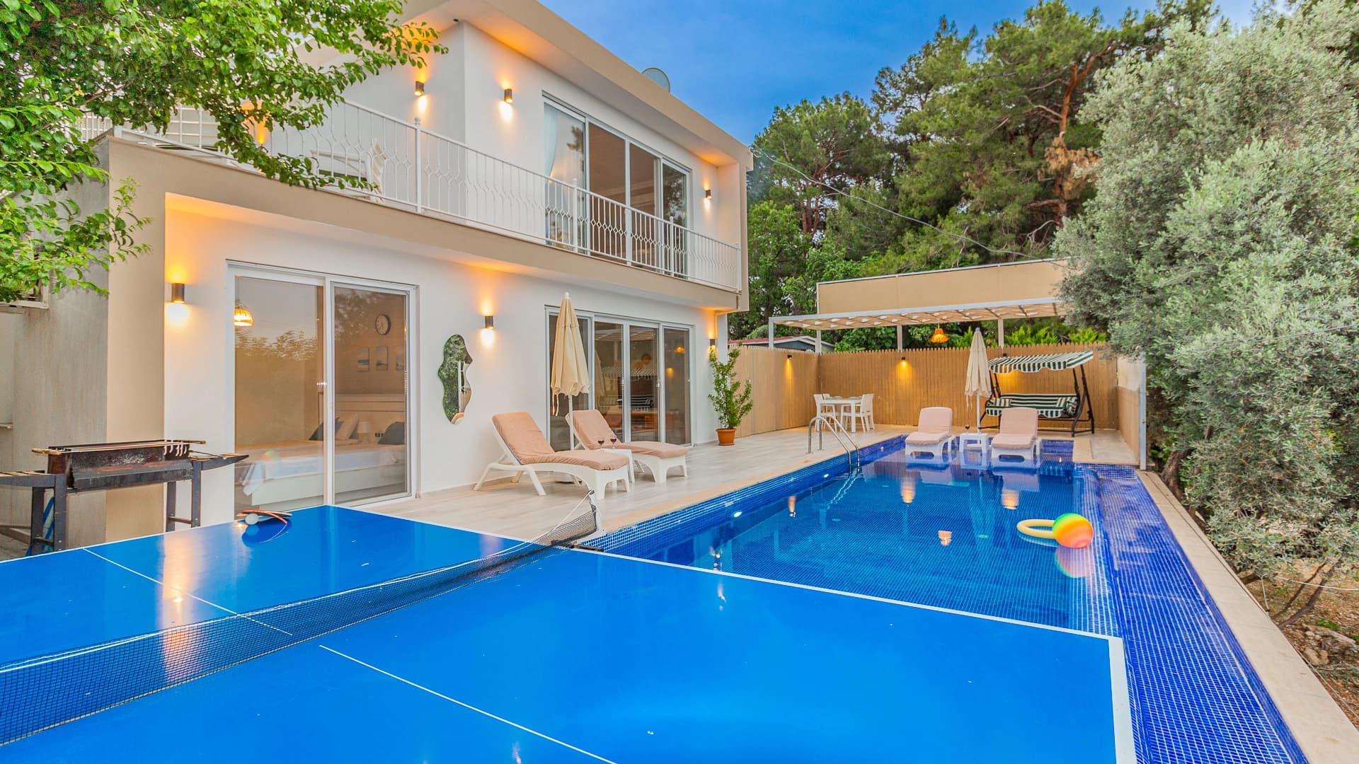 Villa Netya Korunaklı Havuz 84