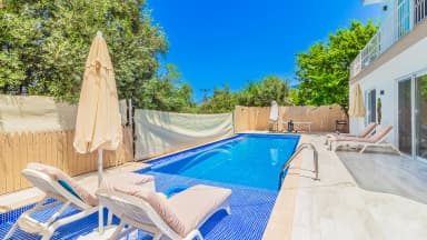 Villa Netya Korunaklı Havuz 42