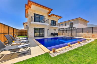 Villa Kaşlı 1 Korunaklı Havuz 30