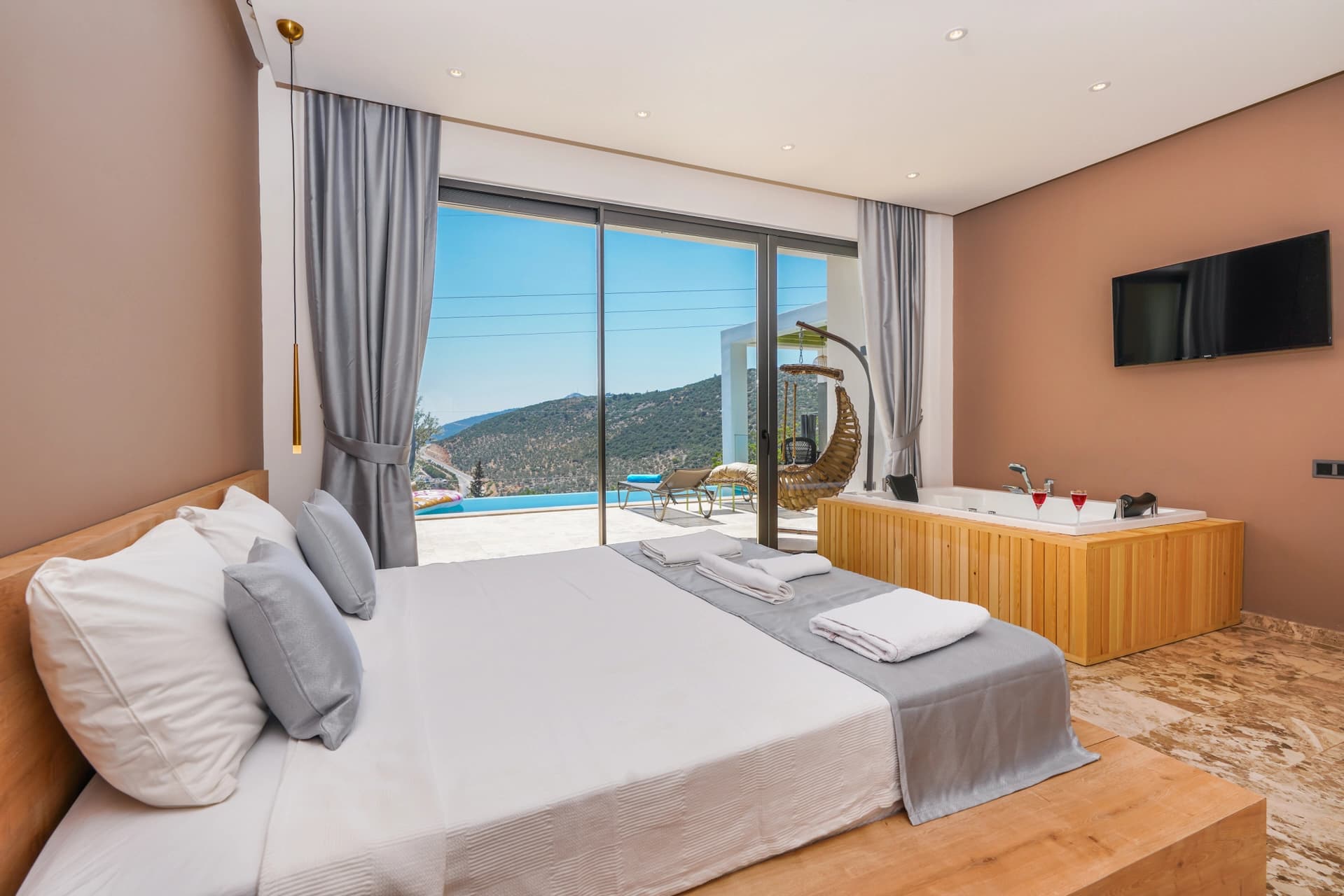 Villa Happy Vibes Korunaklı Havuz 38