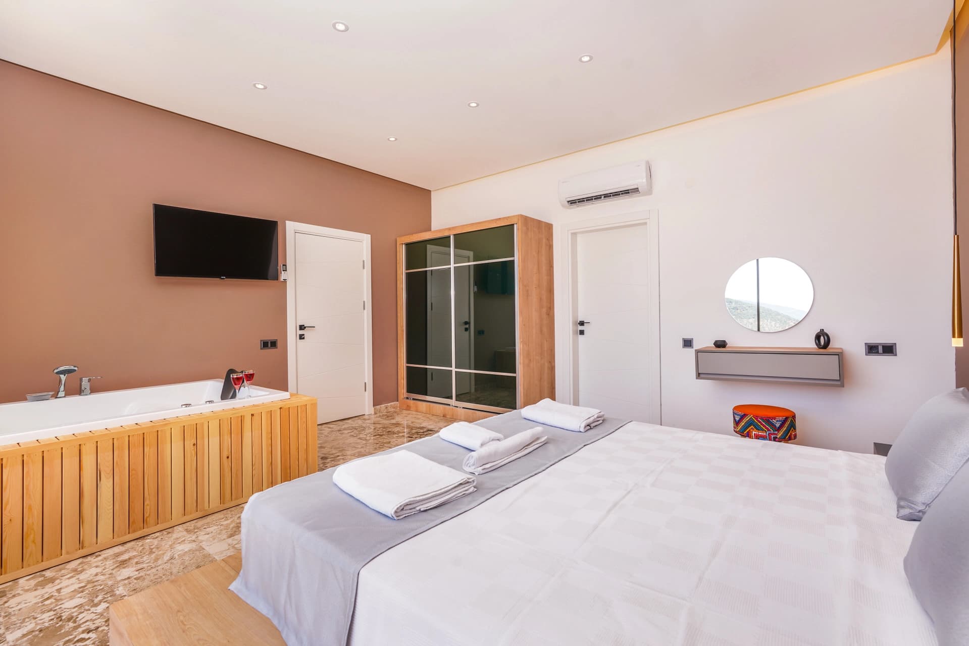 Villa Happy Vibes Korunaklı Havuz 52