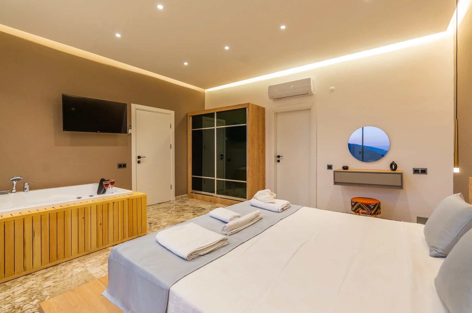 Villa Happy Vibes Korunaklı Havuz 80