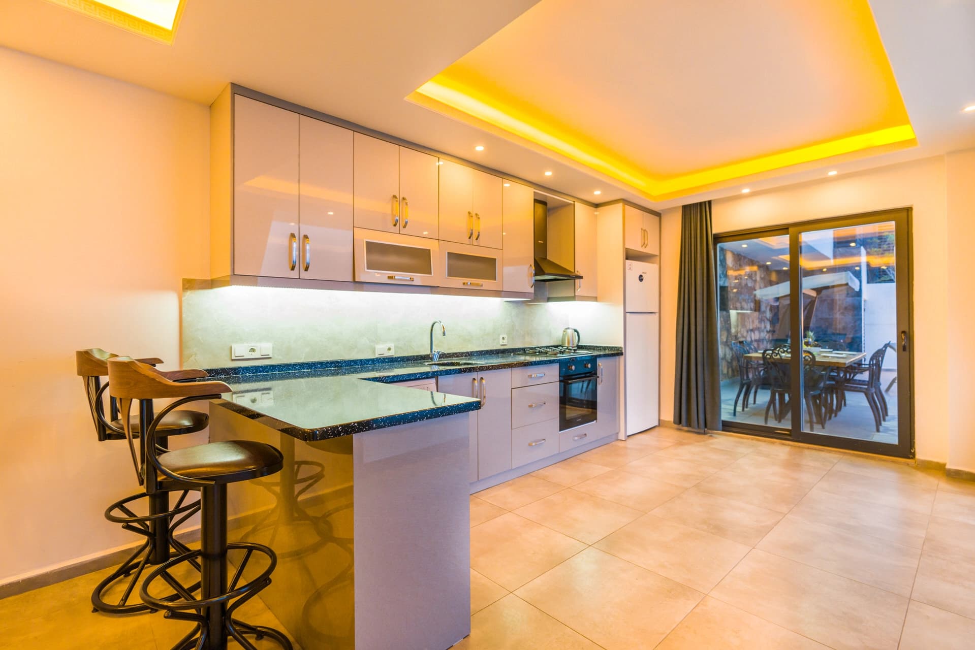 Villa Metehan Akbel Çocuk Havuzu 10