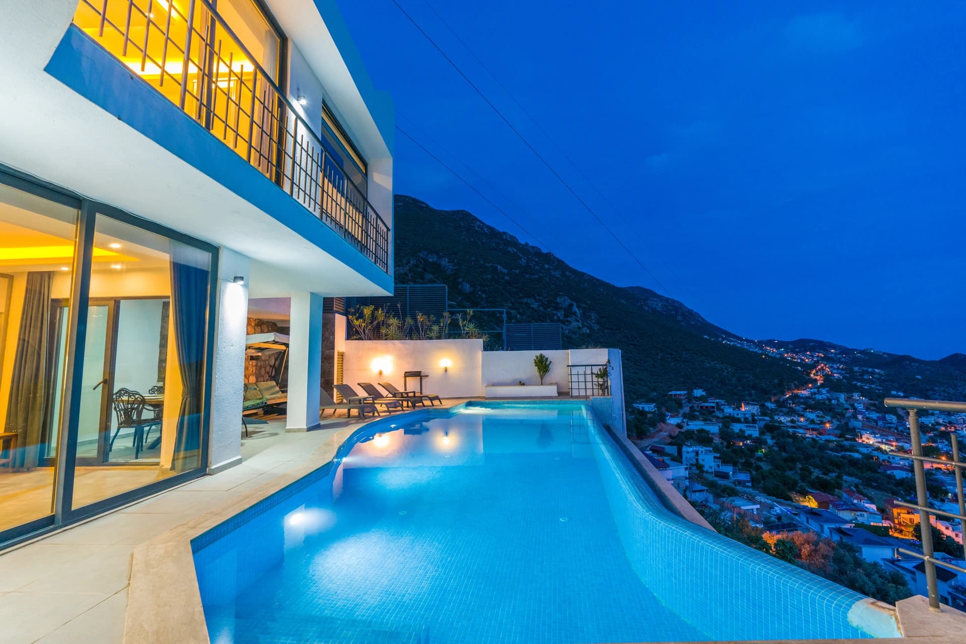 Villa Metehan Akbel Çocuk Havuzu 16