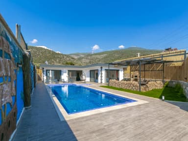 Villa İncir Çavdır Korunaklı Havuz 35